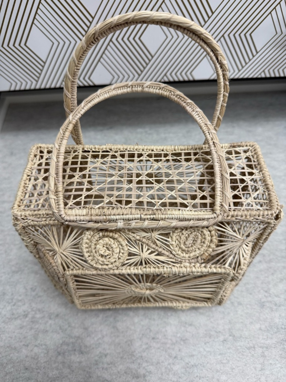 Box Purse - Picture 2 of 6